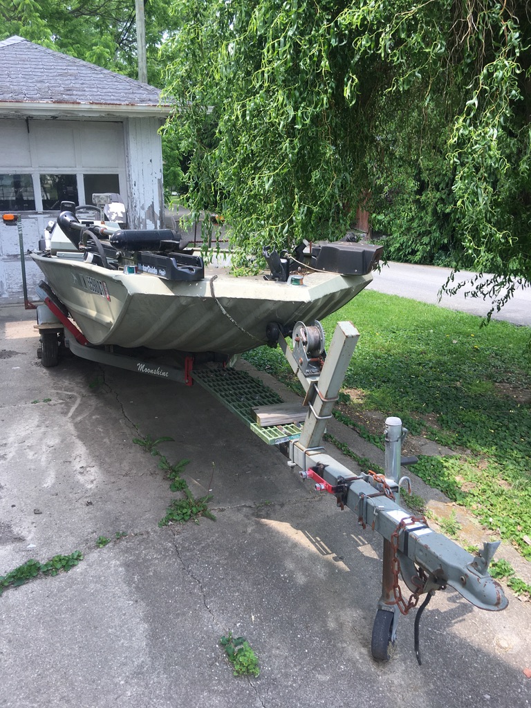 Tracker Grizzly 1648