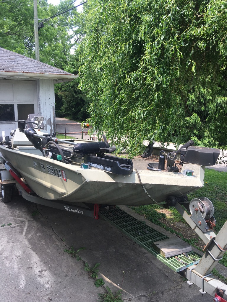 Tracker Grizzly 1648