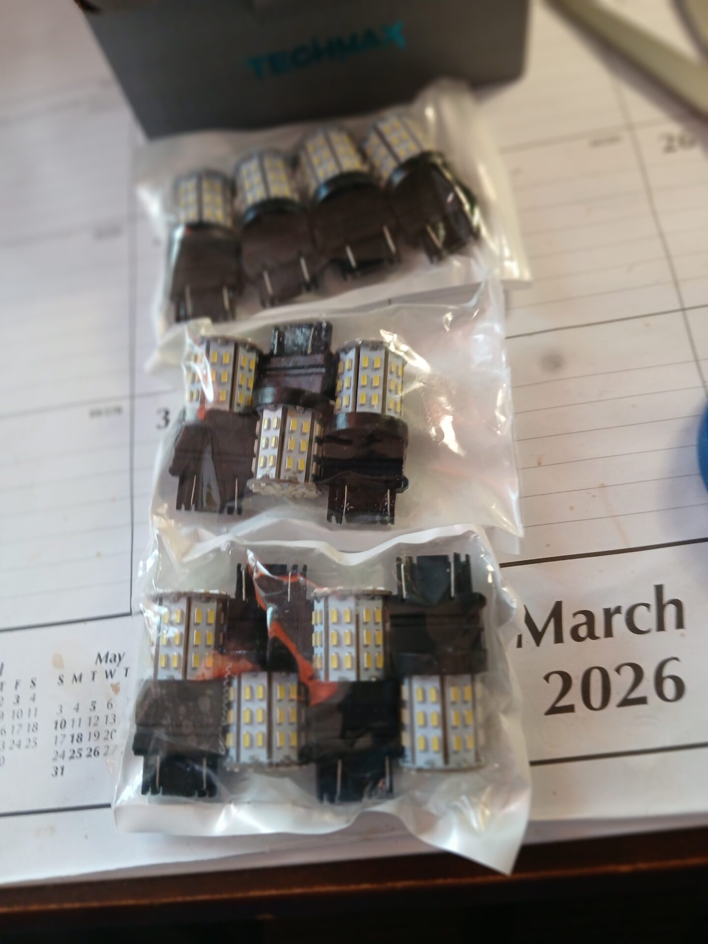 11572057 LED bulbs