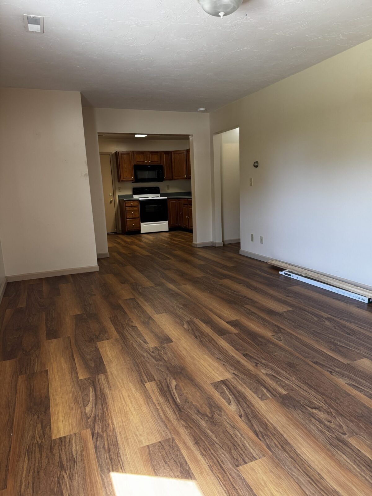 312 N Main kitchen